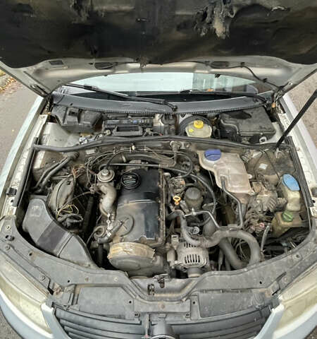 Серый Фольксваген Пассат, объемом двигателя 1.9 л и пробегом 336 тыс. км за 2500 $, фото 11 на Automoto.ua