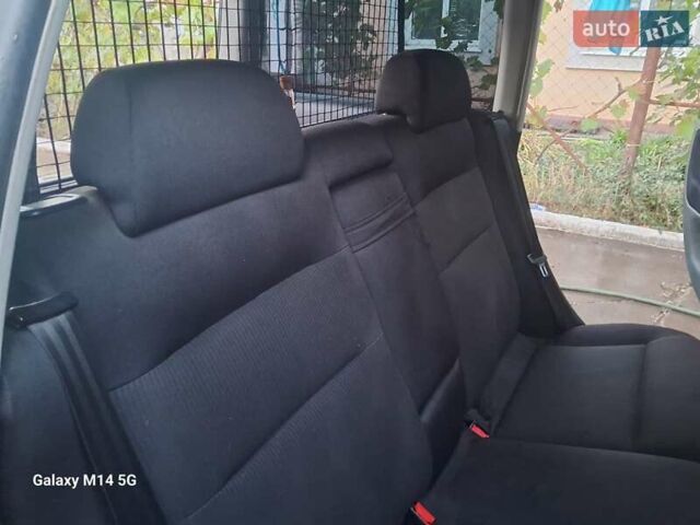 Серый Фольксваген Пассат, объемом двигателя 1.6 л и пробегом 130 тыс. км за 3900 $, фото 16 на Automoto.ua