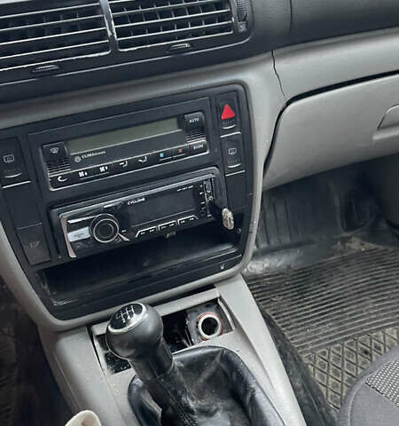 Серый Фольксваген Пассат, объемом двигателя 1.9 л и пробегом 336 тыс. км за 2500 $, фото 9 на Automoto.ua