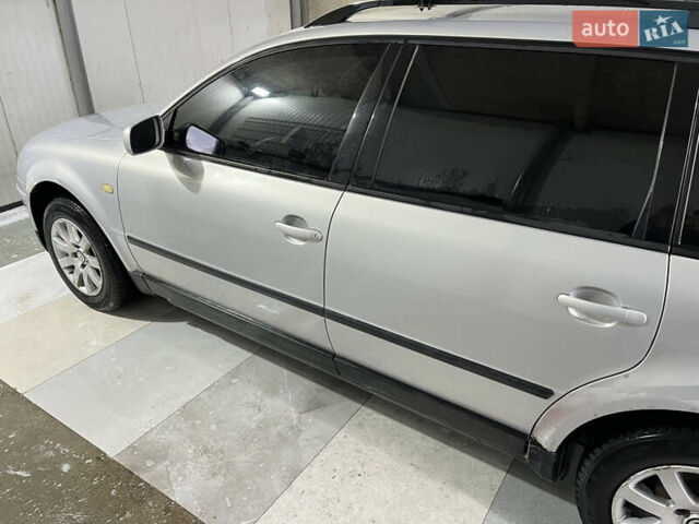 Серый Фольксваген Пассат, объемом двигателя 1.9 л и пробегом 408 тыс. км за 3800 $, фото 6 на Automoto.ua