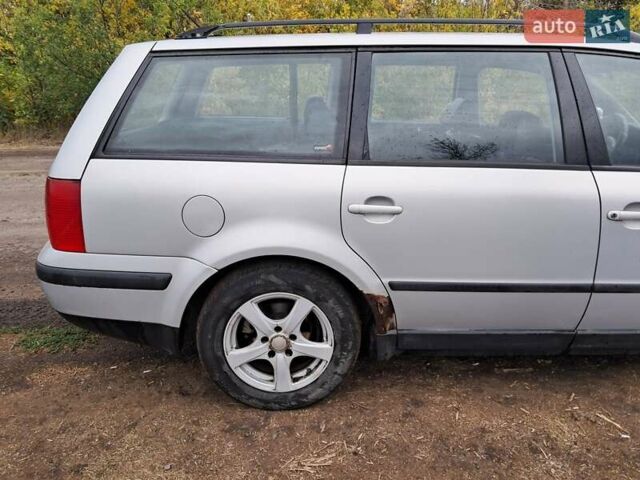 Сірий Фольксваген Пассат, об'ємом двигуна 1.9 л та пробігом 355 тис. км за 3150 $, фото 6 на Automoto.ua