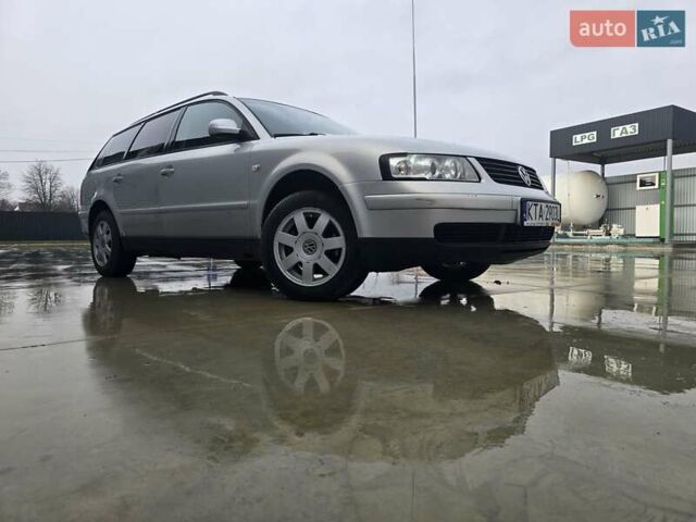 Серый Фольксваген Пассат, объемом двигателя 1.9 л и пробегом 368 тыс. км за 2300 $, фото 5 на Automoto.ua