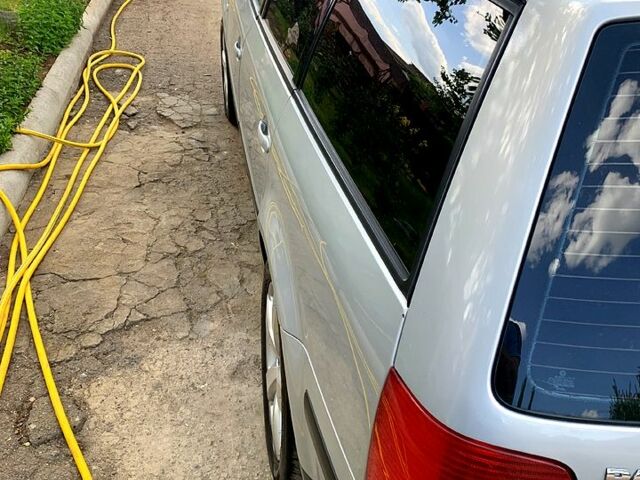 Серый Фольксваген Пассат, объемом двигателя 1.6 л и пробегом 190 тыс. км за 6000 $, фото 6 на Automoto.ua