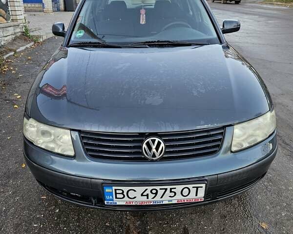Сірий Фольксваген Пассат, об'ємом двигуна 1.8 л та пробігом 178 тис. км за 3500 $, фото 1 на Automoto.ua