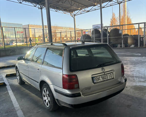 Серый Фольксваген Пассат, объемом двигателя 1.9 л и пробегом 400 тыс. км за 2300 $, фото 6 на Automoto.ua