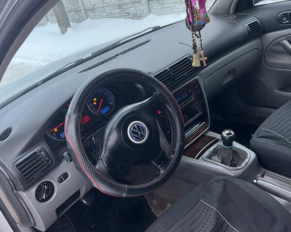 Серый Фольксваген Пассат, объемом двигателя 1.9 л и пробегом 390 тыс. км за 3000 $, фото 11 на Automoto.ua