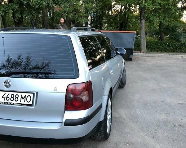 Сірий Фольксваген Пассат, об'ємом двигуна 1.98 л та пробігом 300 тис. км за 4500 $, фото 4 на Automoto.ua