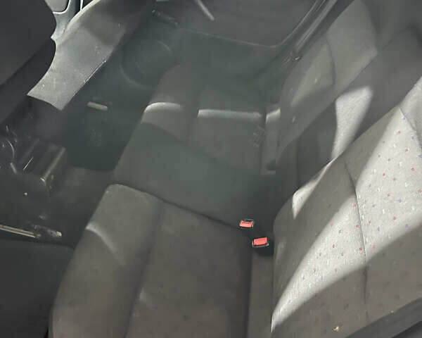 Серый Фольксваген Пассат, объемом двигателя 1.9 л и пробегом 408 тыс. км за 3800 $, фото 7 на Automoto.ua