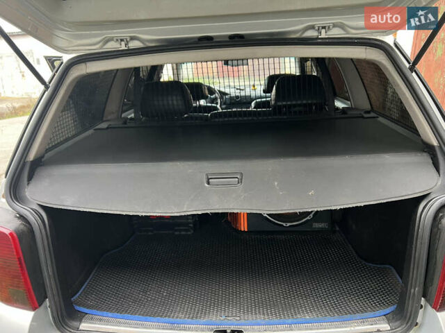 Сірий Фольксваген Пассат, об'ємом двигуна 1.78 л та пробігом 236 тис. км за 4999 $, фото 12 на Automoto.ua