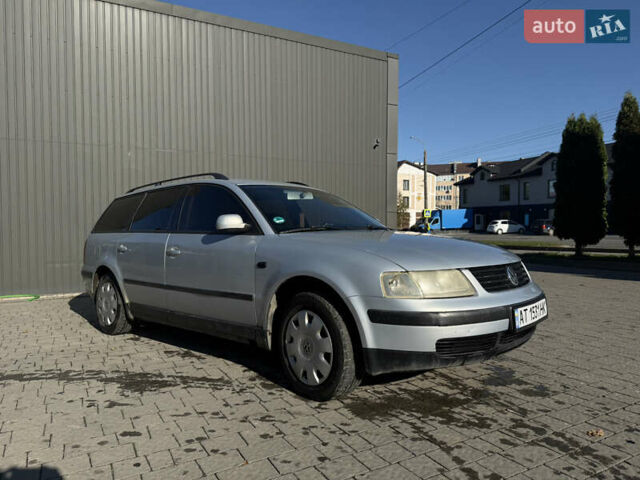 Серый Фольксваген Пассат, объемом двигателя 1.6 л и пробегом 284 тыс. км за 3800 $, фото 1 на Automoto.ua