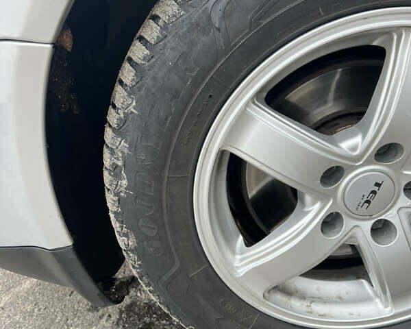 Сірий Фольксваген Пассат, об'ємом двигуна 1.78 л та пробігом 236 тис. км за 4999 $, фото 7 на Automoto.ua