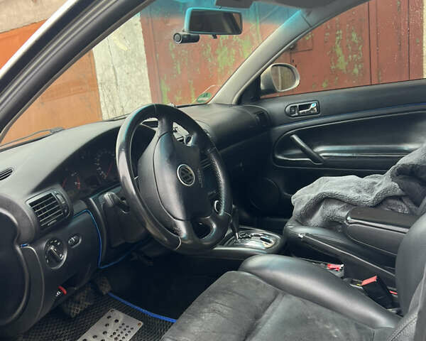 Сірий Фольксваген Пассат, об'ємом двигуна 1.78 л та пробігом 236 тис. км за 4999 $, фото 10 на Automoto.ua