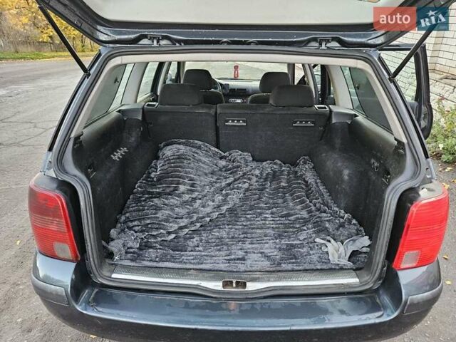 Сірий Фольксваген Пассат, об'ємом двигуна 1.8 л та пробігом 178 тис. км за 3500 $, фото 4 на Automoto.ua