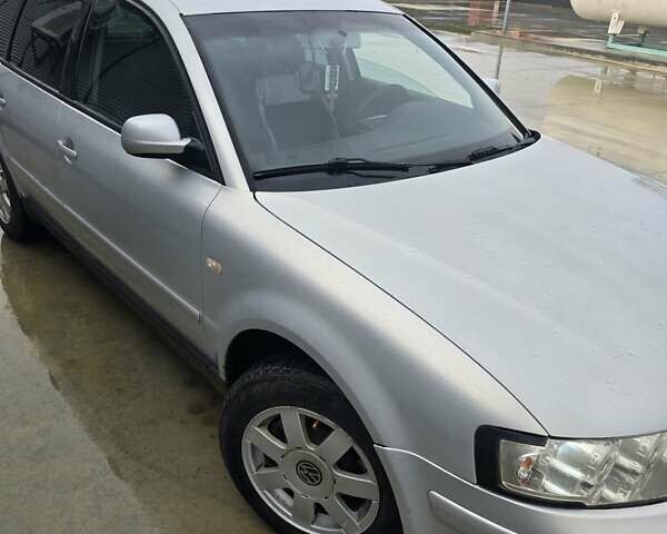 Серый Фольксваген Пассат, объемом двигателя 1.9 л и пробегом 368 тыс. км за 2300 $, фото 4 на Automoto.ua