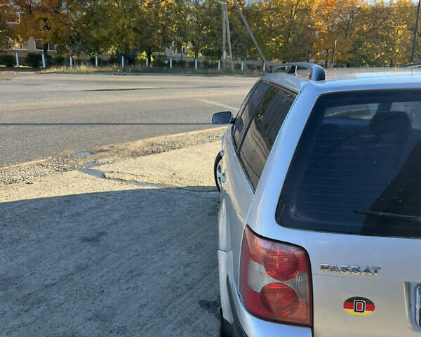 Серый Фольксваген Пассат, объемом двигателя 1.98 л и пробегом 407 тыс. км за 3500 $, фото 4 на Automoto.ua