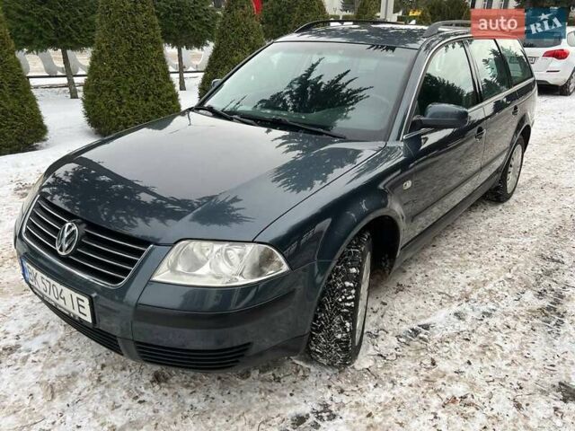 Сірий Фольксваген Пассат, об'ємом двигуна 1.6 л та пробігом 232 тис. км за 4100 $, фото 5 на Automoto.ua