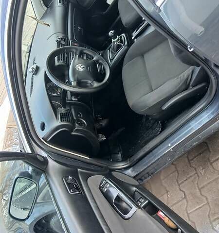 Серый Фольксваген Пассат, объемом двигателя 1.6 л и пробегом 280 тыс. км за 4200 $, фото 1 на Automoto.ua