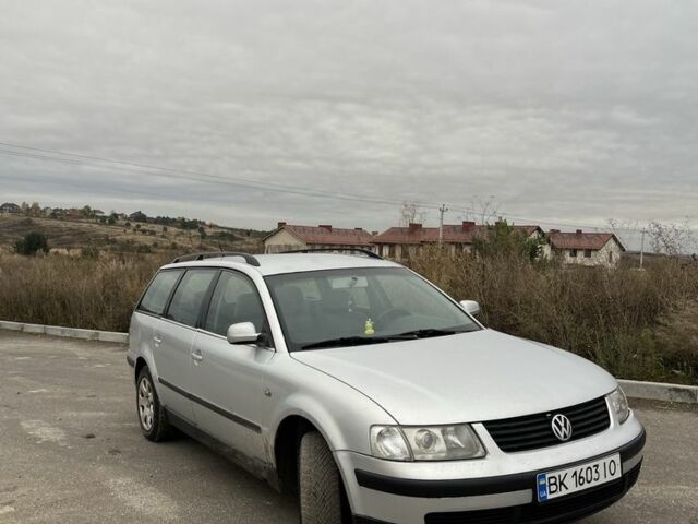 Серый Фольксваген Пассат, объемом двигателя 1.9 л и пробегом 438 тыс. км за 2500 $, фото 2 на Automoto.ua
