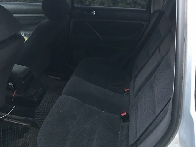 Серый Фольксваген Пассат, объемом двигателя 1.6 л и пробегом 350 тыс. км за 2800 $, фото 5 на Automoto.ua