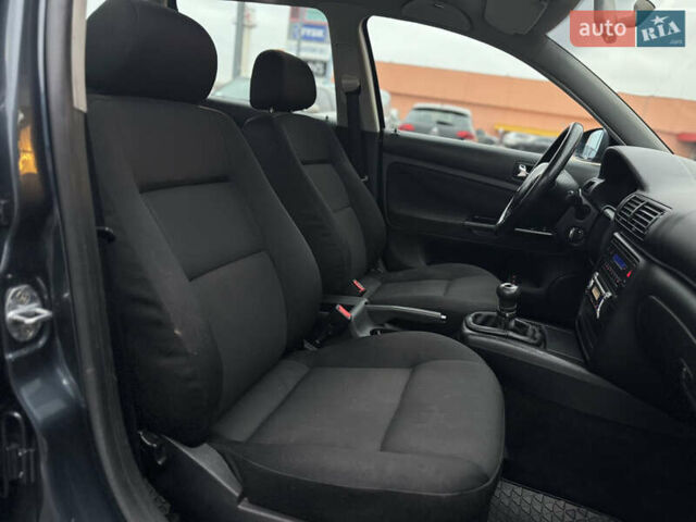 Серый Фольксваген Пассат, объемом двигателя 2 л и пробегом 254 тыс. км за 3990 $, фото 7 на Automoto.ua