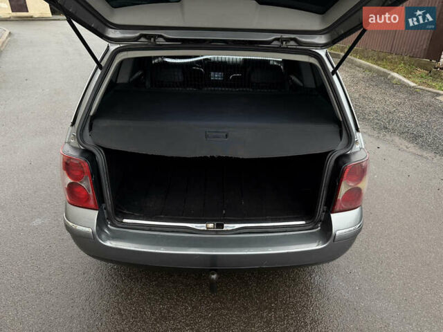 Сірий Фольксваген Пассат, об'ємом двигуна 1.9 л та пробігом 350 тис. км за 4450 $, фото 11 на Automoto.ua