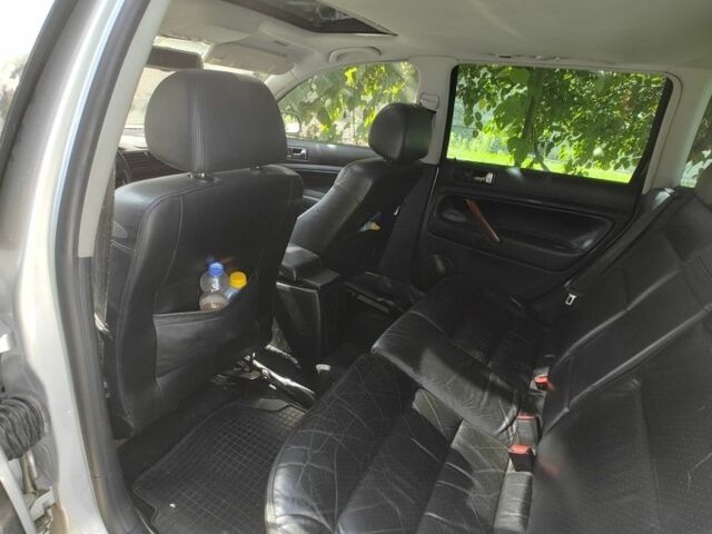 Серый Фольксваген Пассат, объемом двигателя 2.5 л и пробегом 220 тыс. км за 3500 $, фото 5 на Automoto.ua