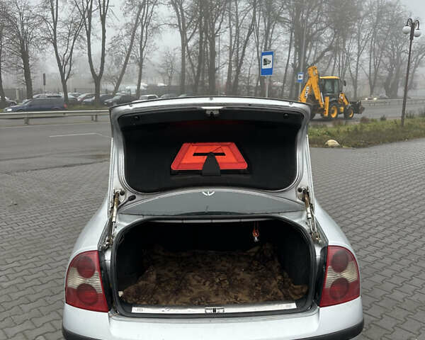 Сірий Фольксваген Пассат, об'ємом двигуна 1.9 л та пробігом 290 тис. км за 2950 $, фото 15 на Automoto.ua