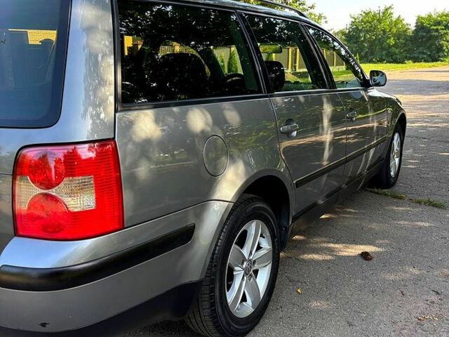 Серый Фольксваген Пассат, объемом двигателя 1.6 л и пробегом 284 тыс. км за 4500 $, фото 9 на Automoto.ua