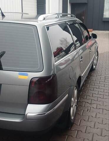 Серый Фольксваген Пассат, объемом двигателя 1.8 л и пробегом 320 тыс. км за 5900 $, фото 16 на Automoto.ua