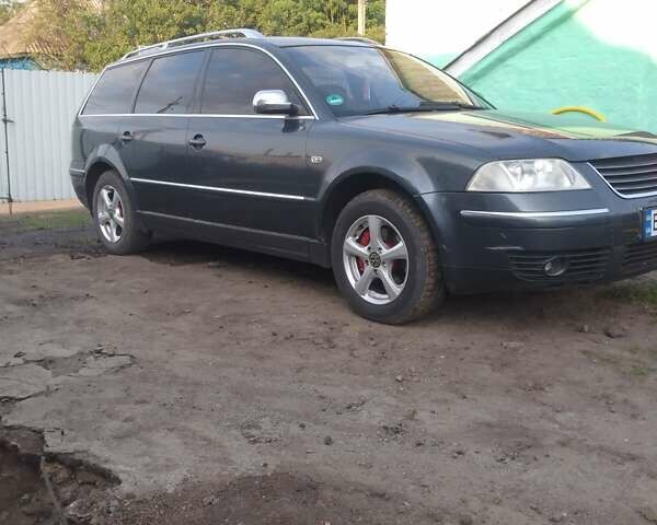 Серый Фольксваген Пассат, объемом двигателя 1.6 л и пробегом 250 тыс. км за 5050 $, фото 2 на Automoto.ua