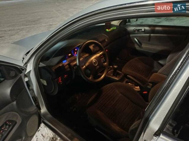 Сірий Фольксваген Пассат, об'ємом двигуна 1.9 л та пробігом 472 тис. км за 2999 $, фото 6 на Automoto.ua