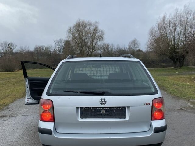 Серый Фольксваген Пассат, объемом двигателя 1.9 л и пробегом 30 тыс. км за 2250 $, фото 5 на Automoto.ua