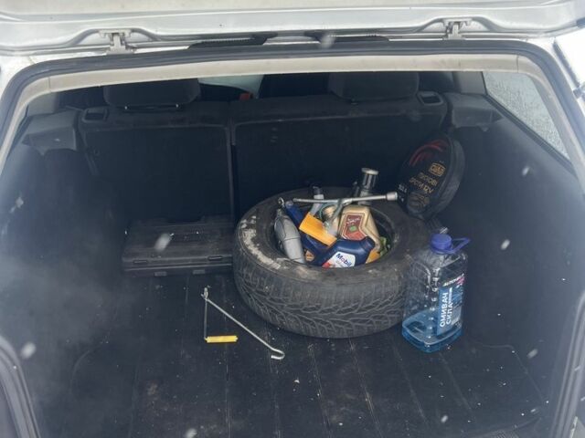 Серый Фольксваген Пассат, объемом двигателя 2 л и пробегом 320 тыс. км за 4850 $, фото 7 на Automoto.ua