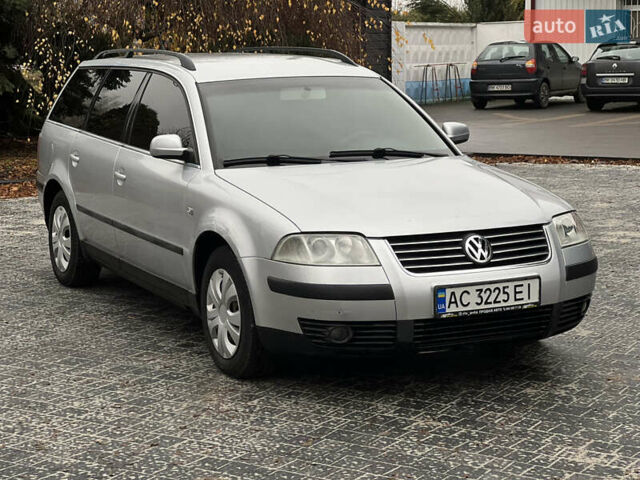 Серый Фольксваген Пассат, объемом двигателя 1.6 л и пробегом 246 тыс. км за 3350 $, фото 19 на Automoto.ua