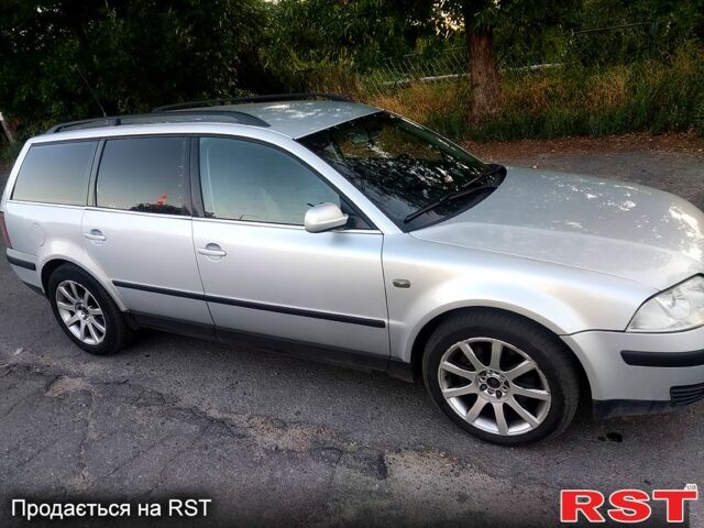 Сірий Фольксваген Пассат, об'ємом двигуна 2.3 л та пробігом 269 тис. км за 3500 $, фото 4 на Automoto.ua