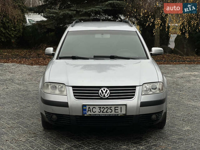 Серый Фольксваген Пассат, объемом двигателя 1.6 л и пробегом 246 тыс. км за 3350 $, фото 2 на Automoto.ua