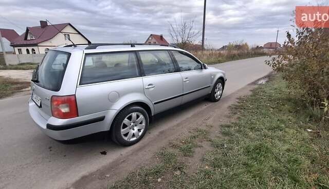 Серый Фольксваген Пассат, объемом двигателя 1.78 л и пробегом 194 тыс. км за 4800 $, фото 1 на Automoto.ua