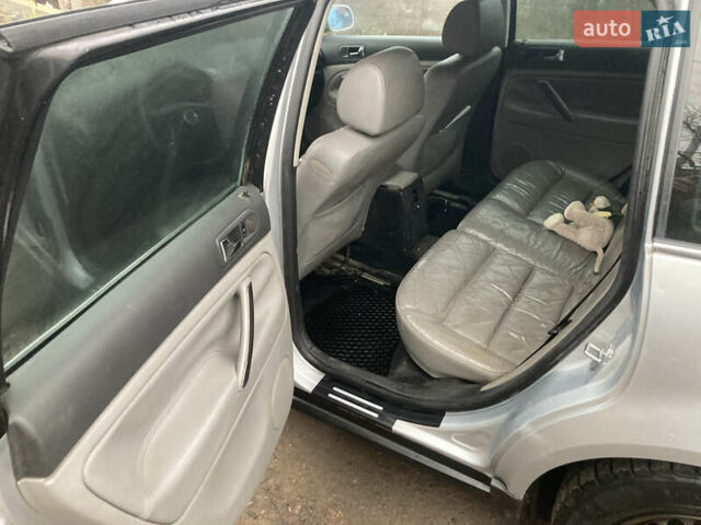 Серый Фольксваген Пассат, объемом двигателя 1.98 л и пробегом 290 тыс. км за 3300 $, фото 12 на Automoto.ua