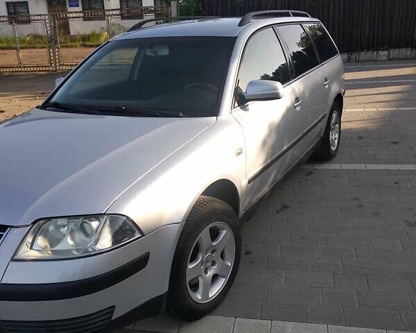 Серый Фольксваген Пассат, объемом двигателя 1.6 л и пробегом 258 тыс. км за 4399 $, фото 5 на Automoto.ua