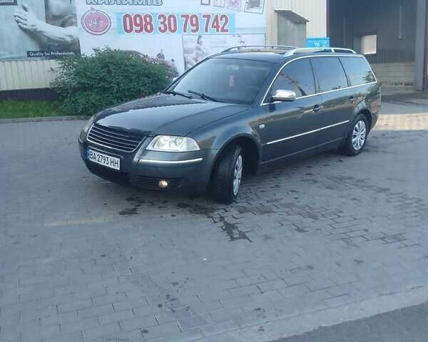 Серый Фольксваген Пассат, объемом двигателя 1.6 л и пробегом 250 тыс. км за 5050 $, фото 8 на Automoto.ua