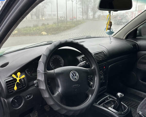 Сірий Фольксваген Пассат, об'ємом двигуна 1.9 л та пробігом 290 тис. км за 2950 $, фото 21 на Automoto.ua