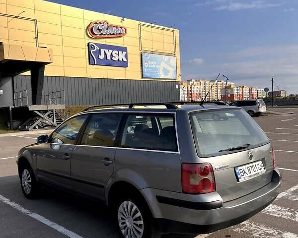 Серый Фольксваген Пассат, объемом двигателя 1.9 л и пробегом 310 тыс. км за 4300 $, фото 5 на Automoto.ua