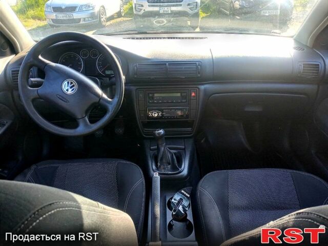 Сірий Фольксваген Пассат, об'ємом двигуна 1.6 л та пробігом 292 тис. км за 3499 $, фото 7 на Automoto.ua