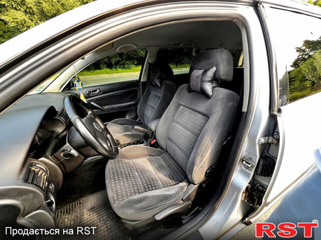 Сірий Фольксваген Пассат, об'ємом двигуна 1.6 л та пробігом 342 тис. км за 4200 $, фото 9 на Automoto.ua