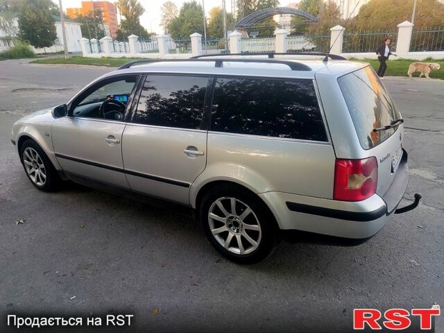 Сірий Фольксваген Пассат, об'ємом двигуна 2.3 л та пробігом 269 тис. км за 3500 $, фото 2 на Automoto.ua