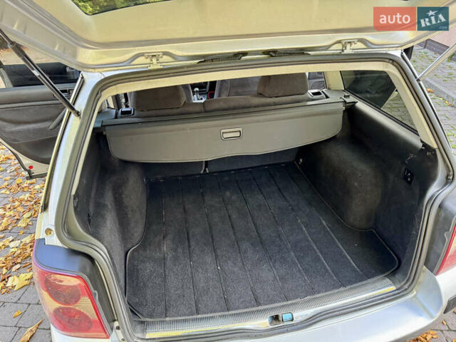 Серый Фольксваген Пассат, объемом двигателя 1.6 л и пробегом 245 тыс. км за 3600 $, фото 11 на Automoto.ua