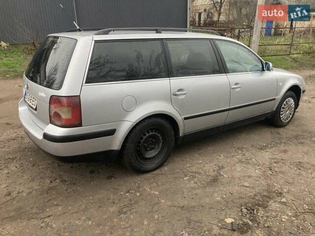 Серый Фольксваген Пассат, объемом двигателя 1.98 л и пробегом 290 тыс. км за 3300 $, фото 4 на Automoto.ua