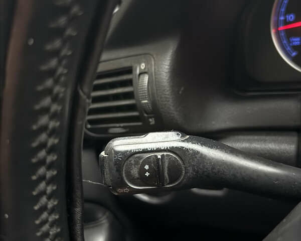 Сірий Фольксваген Пассат, об'ємом двигуна 1.9 л та пробігом 350 тис. км за 4450 $, фото 26 на Automoto.ua