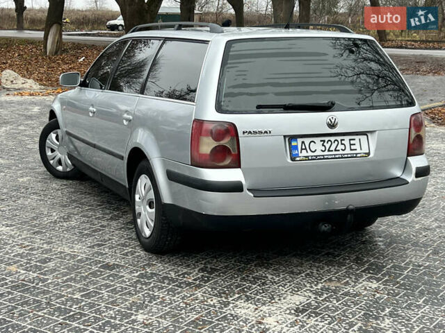 Серый Фольксваген Пассат, объемом двигателя 1.6 л и пробегом 246 тыс. км за 3350 $, фото 6 на Automoto.ua