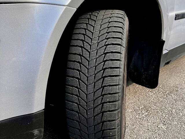 Сірий Фольксваген Пассат, об'ємом двигуна 1.6 л та пробігом 342 тис. км за 4200 $, фото 12 на Automoto.ua